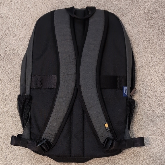 Case Logic Gray Backpack - Picture 4 of 6